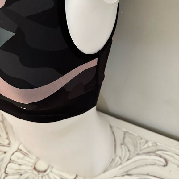 Ultracor Level Knockout Cropped Tank Camo XS - Picture 5 of 7